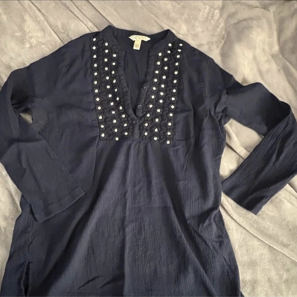Krazy Kat Navy Blue Beaded Smocked Split Neck Tunic Blouse - Size XXL (2X)